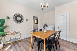 *Adorable Flat in Springfield*  - Image 3