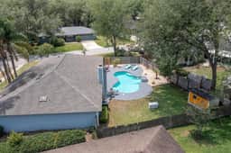 *True Blue Pool Oasis* ping-pong, wi-fi, - Image 3