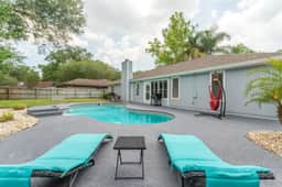 *True Blue Pool Oasis* ping-pong, wi-fi, - Image 5