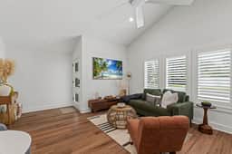 Cozy Wave Nook | Team Joseph Ellen - Image 4