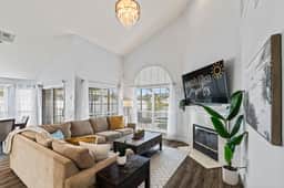 Hawkins Cove Hideaway: Serene Waterfront - Image 4