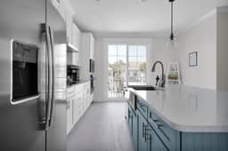 *Luxury Beach Townhome*- BEACH, SPACIOUS - Image 4