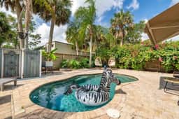 Sunshine Dip | Sleeps 8, Relaxing, Pool, - Image 4