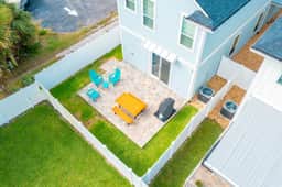 "Seas the day"-Luxury, Spacious, BBQ - Image 2