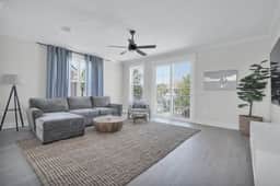 *Jax Beach Retreat*- - Image 3