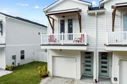 Coastal Retreat - Image 4