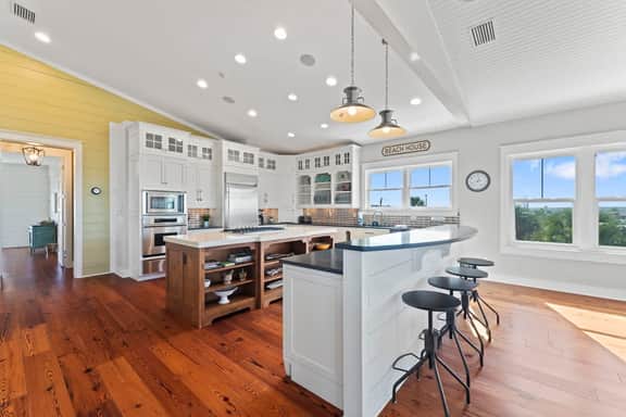 "Legacy Dunes"- Ocean front, Sleeps 14 - Image 4