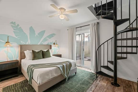 Beachside Living - Image 2
