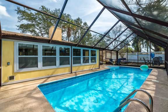 Aqua Queen | Pool 3B - Image 5