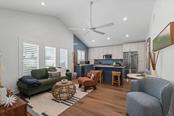 Cozy Wave Nook | Team Joseph Ellen - Image 5