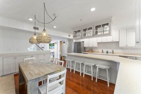 Ocean Front Oasis I Team Joseph Ellen - Image 4