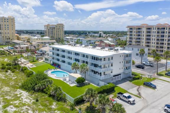 Seabreeze Stay | Team Joseph Ellen - Image 3