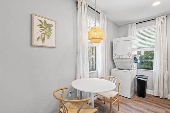 The Cedar Loft B | Team Joseph Ellen - Image 4