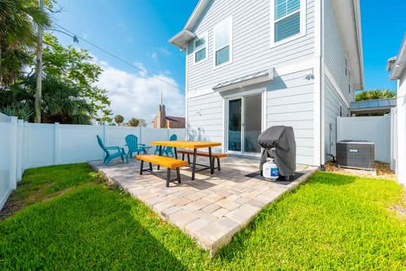 "Seas the day"-Luxury, Spacious, BBQ - Image 4