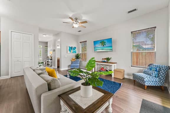 "Coconut Cove" 5-min Drive to Jax Beach, - Image 2
