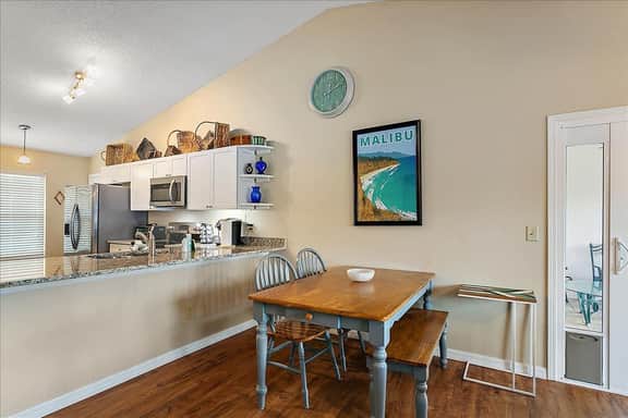 *Malibu Cottage on L - Image 3