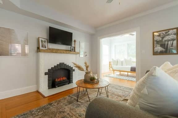 *Downing Street Retreat A*- Firepit, Boh - Image 4