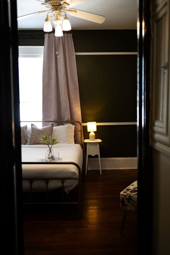 Porcelain Room | Team Joseph Ellen - Image 1