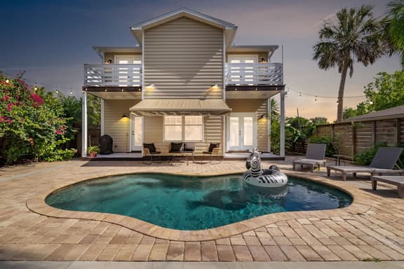 Sunshine Dip | Sleeps 8, Relaxing, Pool, - Image 1