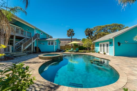 The Jax Retreat: Your Private Oasis by t - Image 1