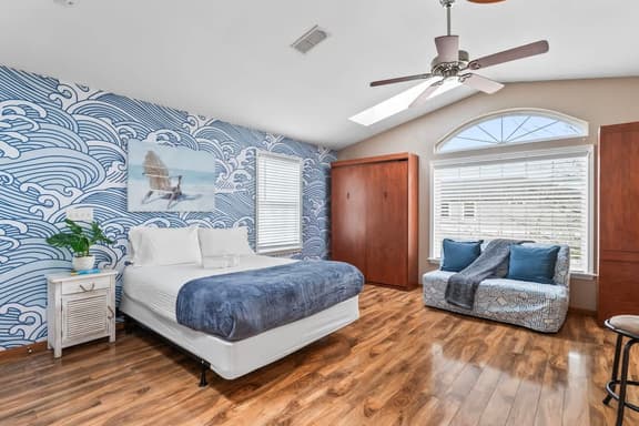 Sunshine Hideaway | Team Joseph Ellen - Image 1