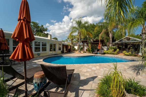 *The Poolside Cottage"-Wifi/Pool - Image 1