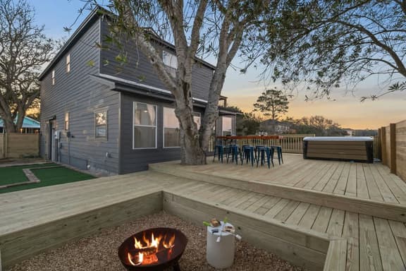 Octopus Cove | Team Joseph Ellen - Image 1