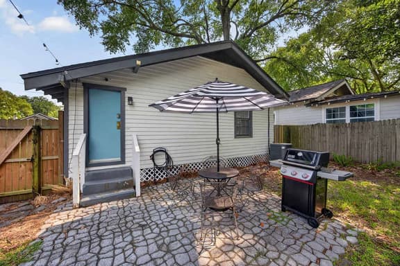 The Dellwood Cottage - Image 1